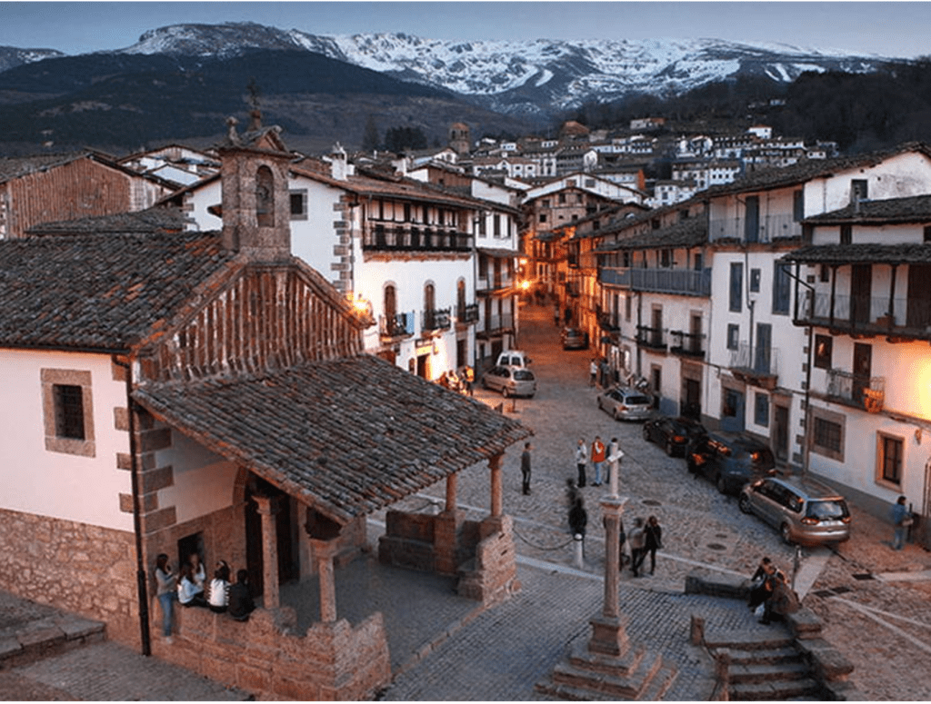 El pueblo de Cudillero en invierno, uno de los pueblos mágicos de España