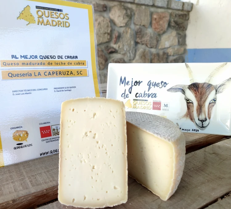 Queso de Cabra de la quesería La Caperuza, un gran ememplo de emprendimiento rural femenino